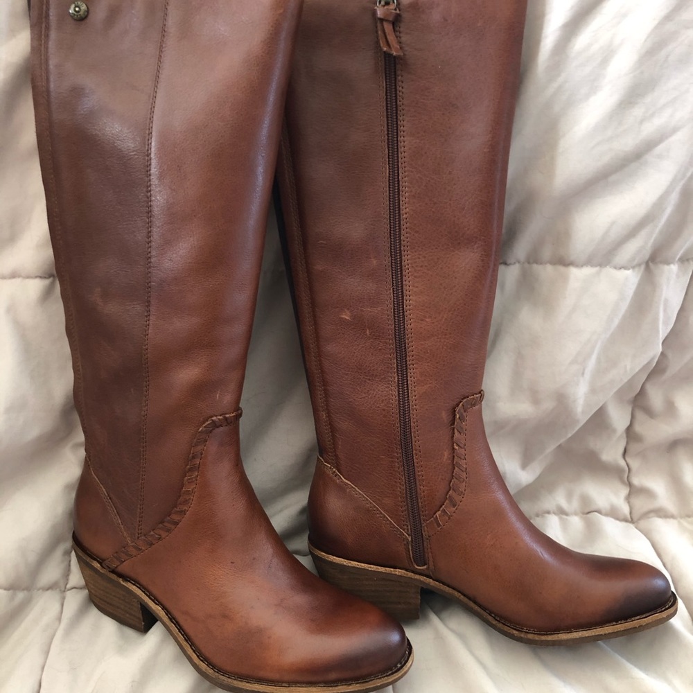 New Sofft ‘Anniston’ Size 8